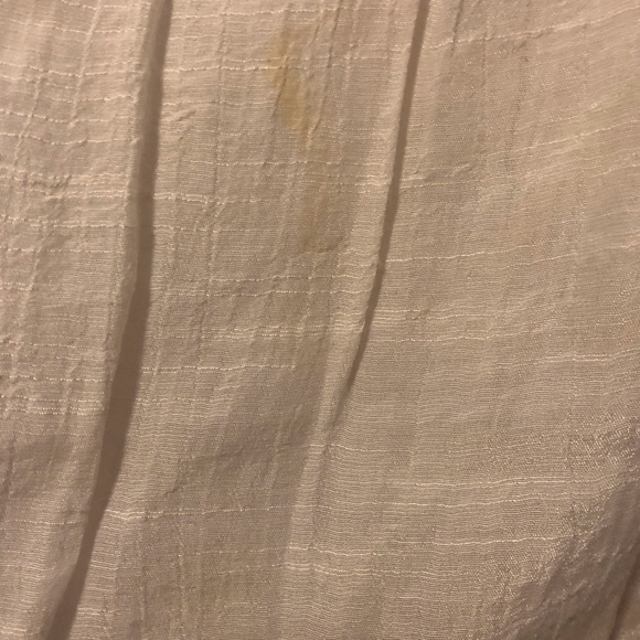 Mine size large cream sleeveless blouse - Picture 5 of 5